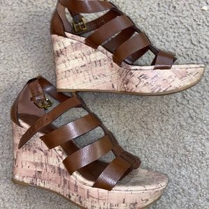 Chaps brown wedges